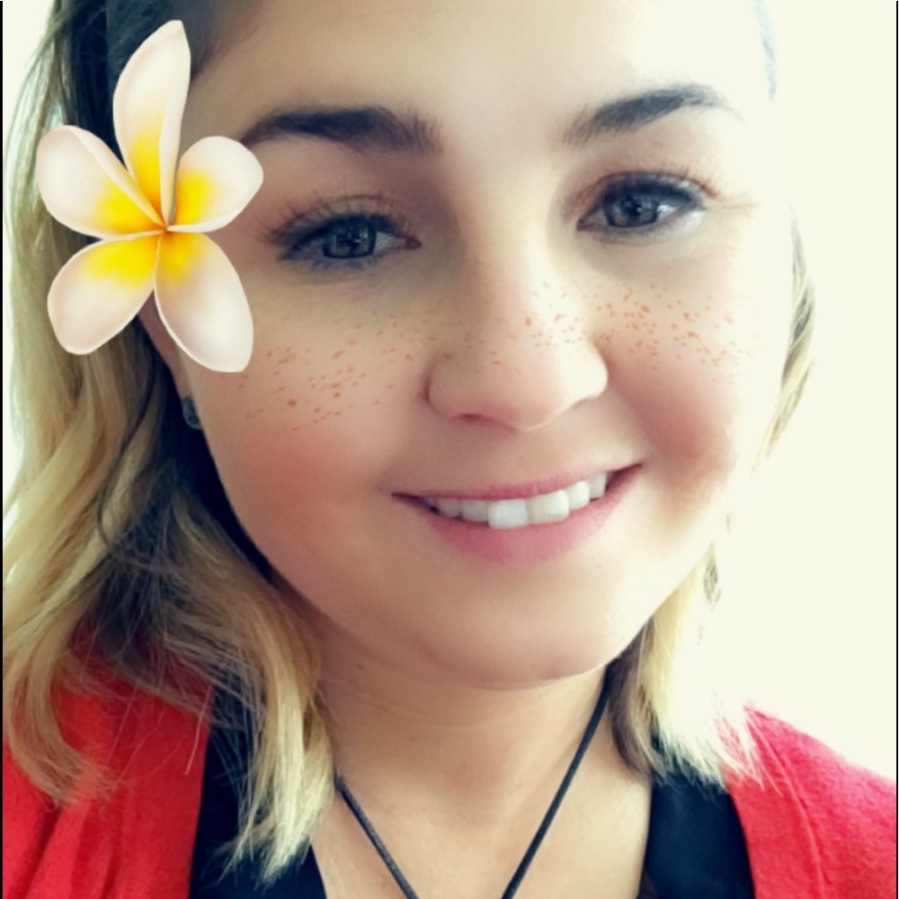 Meet your Posher, Ashley